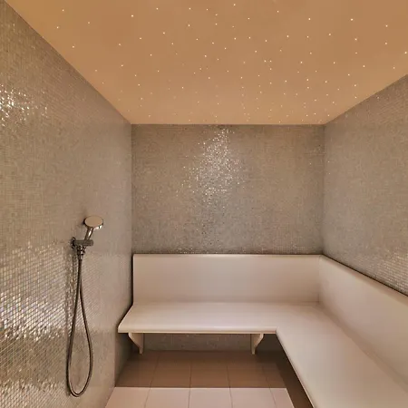 Szálloda Barriere 5*